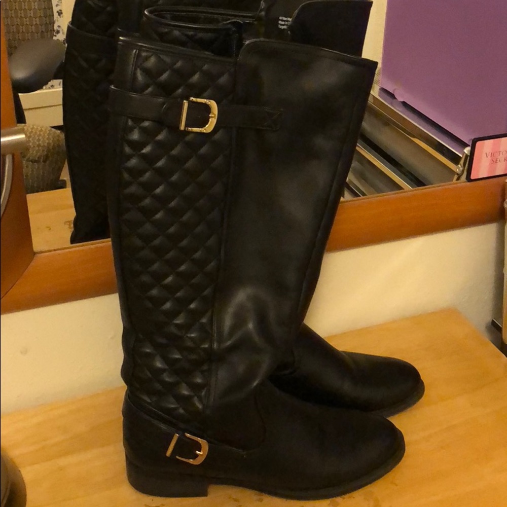Black boots